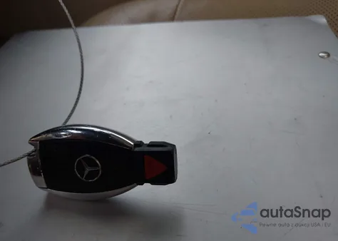 2011 Mercedes-Benz E 550 from USA, damaged, VIN WDDHF7CB2BA323637